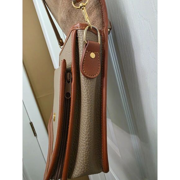 Vintage Dooney & Bourke AWL Pebbled Leather Crossbody (Tan/Brown) - Picture 9 of 16